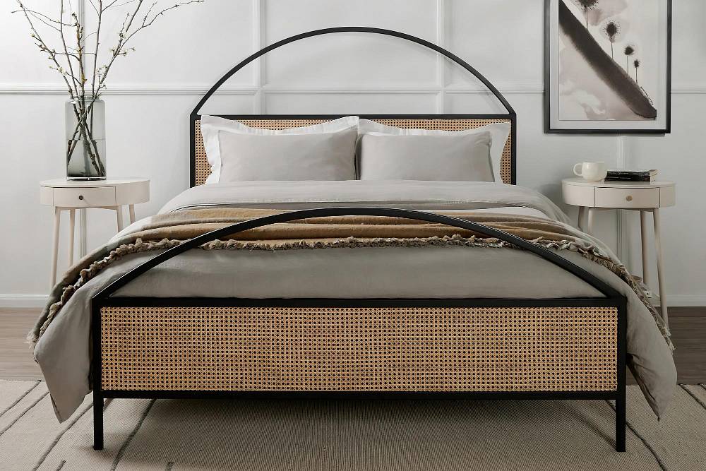 Oaza komfortu: Jak wybrać idealne łóżko do sypialni?